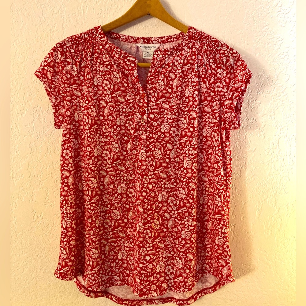 Liz Claiborne petite red and white top